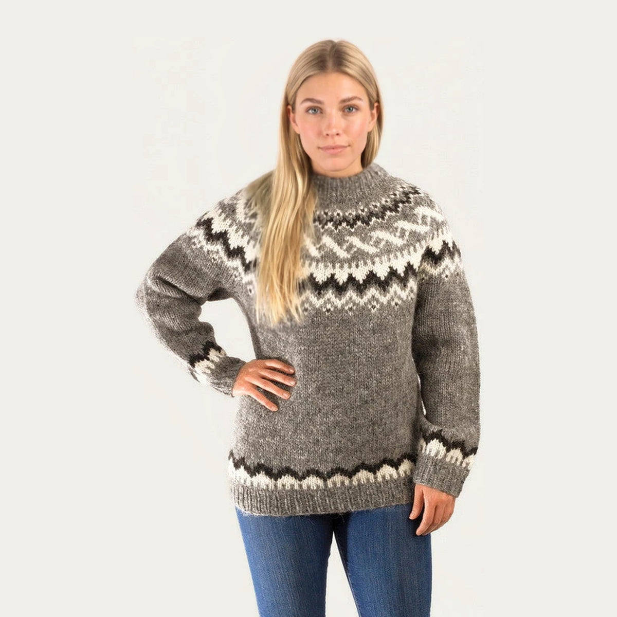 Traditional Wool Pullover Grey