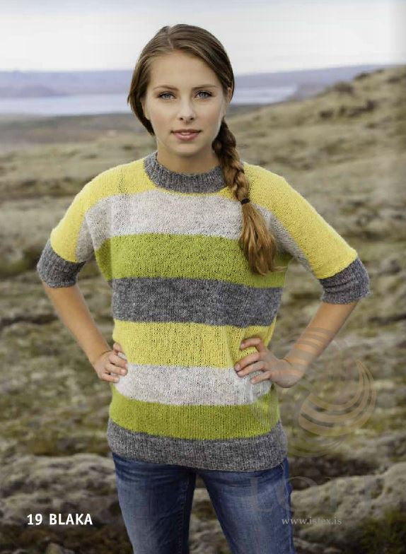 Icelandic sweaters and products - Blaka Women Wool Sweater Tailor Made - NordicStore