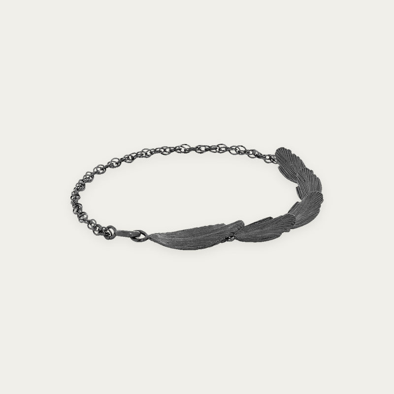 RAVEN BRACELET black