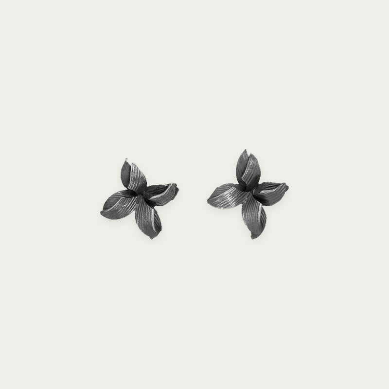 Aurum Swan Earring Silver Oxidized (Swan 107 OX)