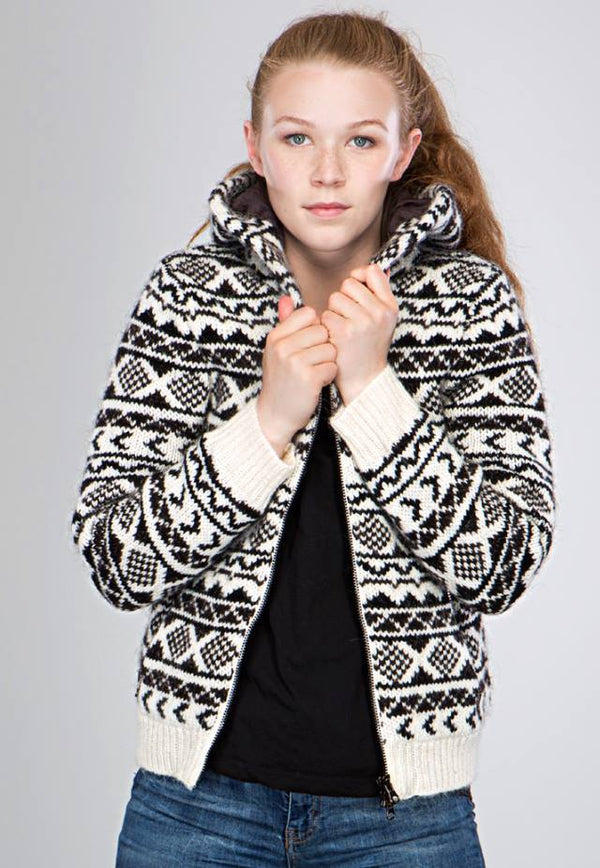 Goa Hooded Sweater