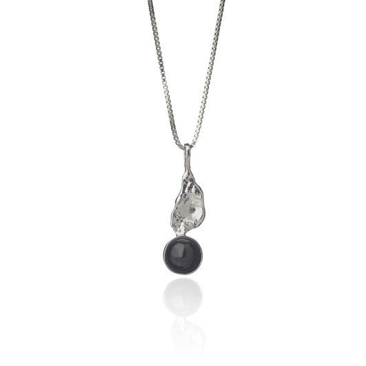 Icelandic sweaters and products - Black lava tear necklace - Short Jewelry - NordicStore