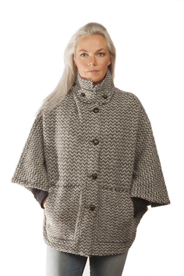 Icelandic sweaters and products - Magga Cape - Grey Icelandic Design - NordicStore